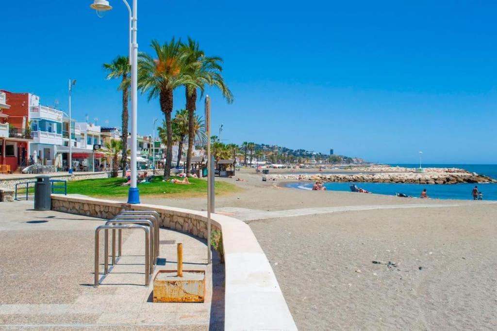 Вилла Vivienda Unica A 10 Metros De La Playa Малага Экстерьер фото